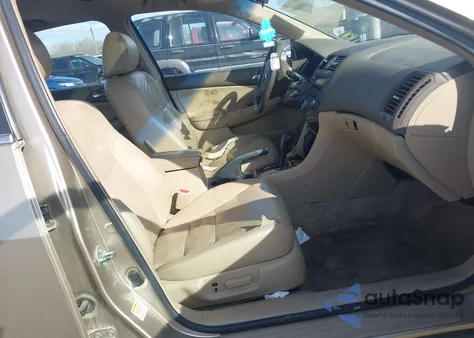 2005 Honda Accord 3.0 Ex from USA, damaged, VIN 1HGCM665X5A034702